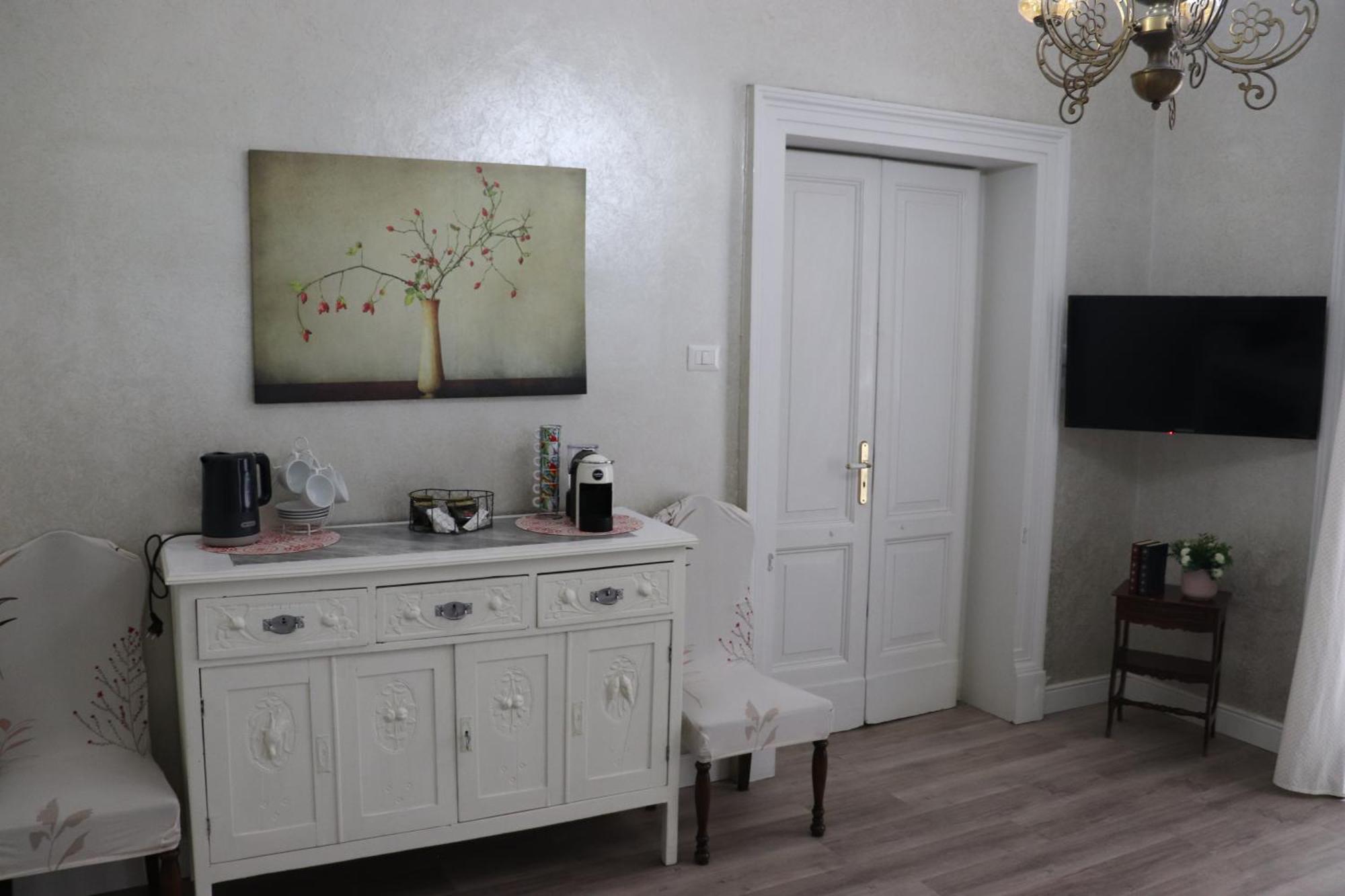 Machiavelli Home Catánia Buitenkant foto